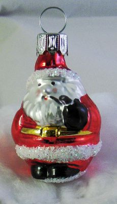kugeliger Mini-Weihnachtsmann mit Pfeife